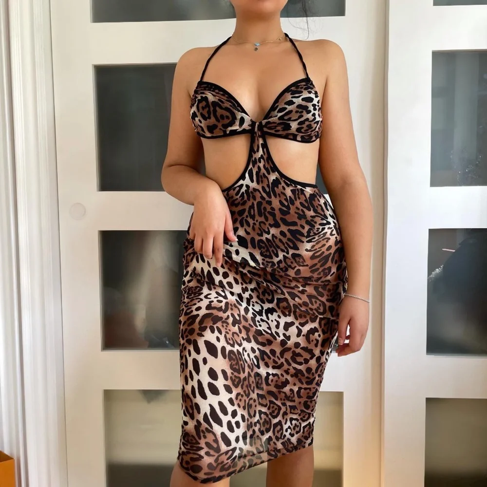 Leopard Animal print cut out maxi dress - Picture 7 of 8